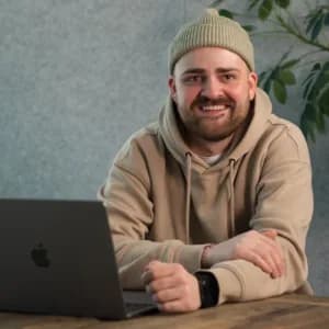 helloHQ